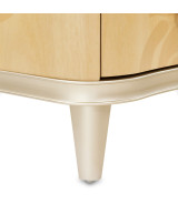 Queen Upholstered Bed Camellia Field Caramel Collection By Michael Amini 9090000EK3-134