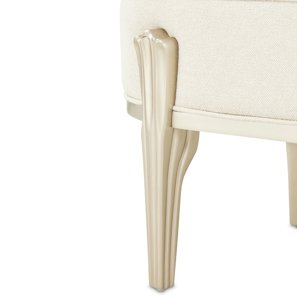 Queen Upholstered Bed Camellia Field Caramel Collection By Michael Amini 9090000EK3-134
