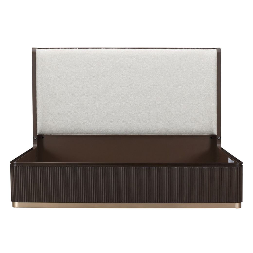 Queen Bed West Kensington Collection By Michael Amini 9096014EK3-417