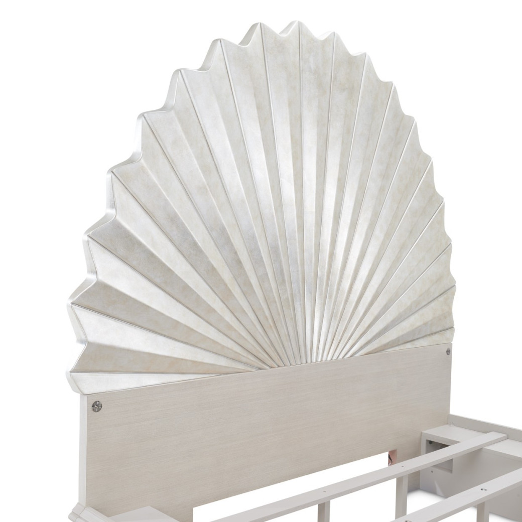 Eastern King Fan Bed Fantosini Silver Collection by Michael Amini 9091000QN3-834