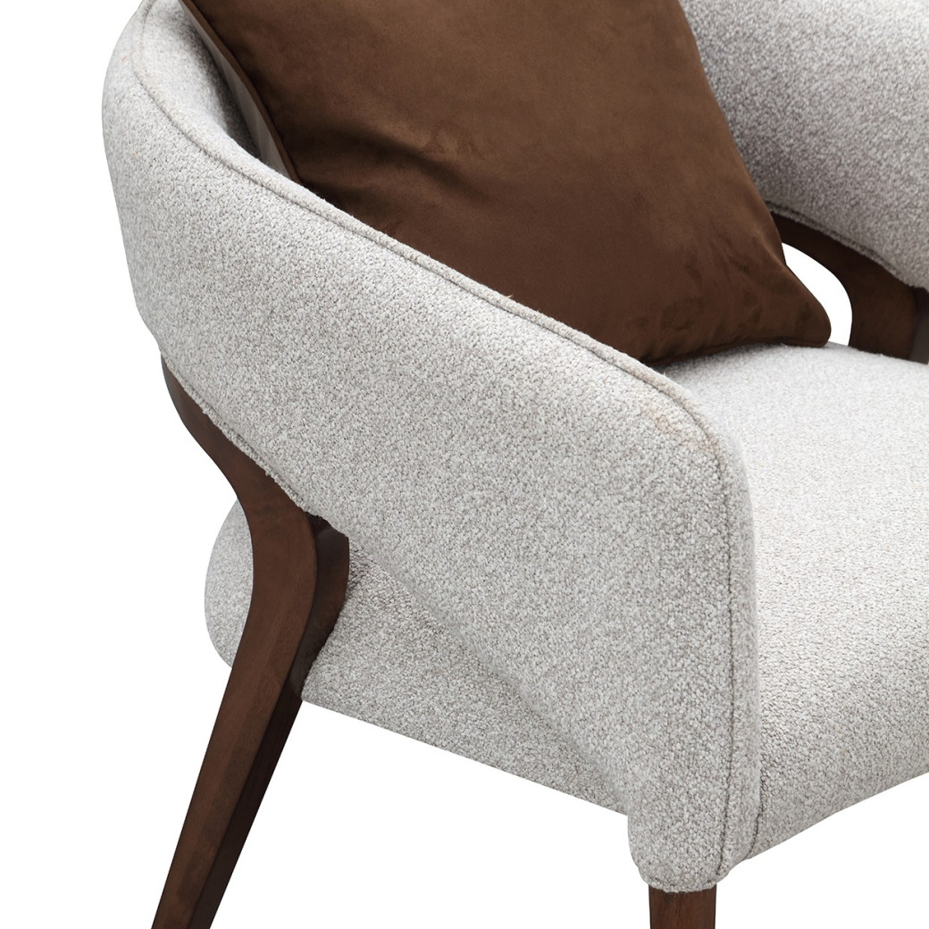 Accent Chair Houston Collection by Michael Amini 9095834-PBL-416