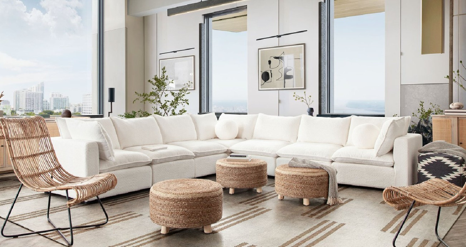 Ivy Collection 7PC contemporary and modern Sectional in white by Diamond Sofa
