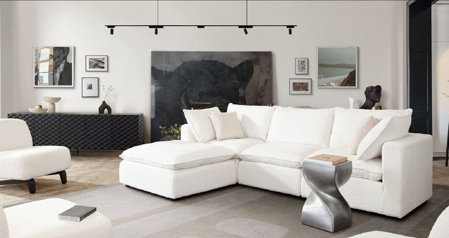 Ivy Collection 4PC contemporary and modern Sectional in white by Diamond Sofa