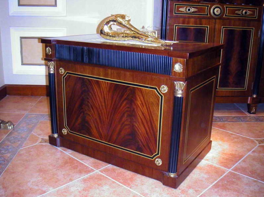 E10 Italian Luxury Executive Desk | Infinity Furniture Import