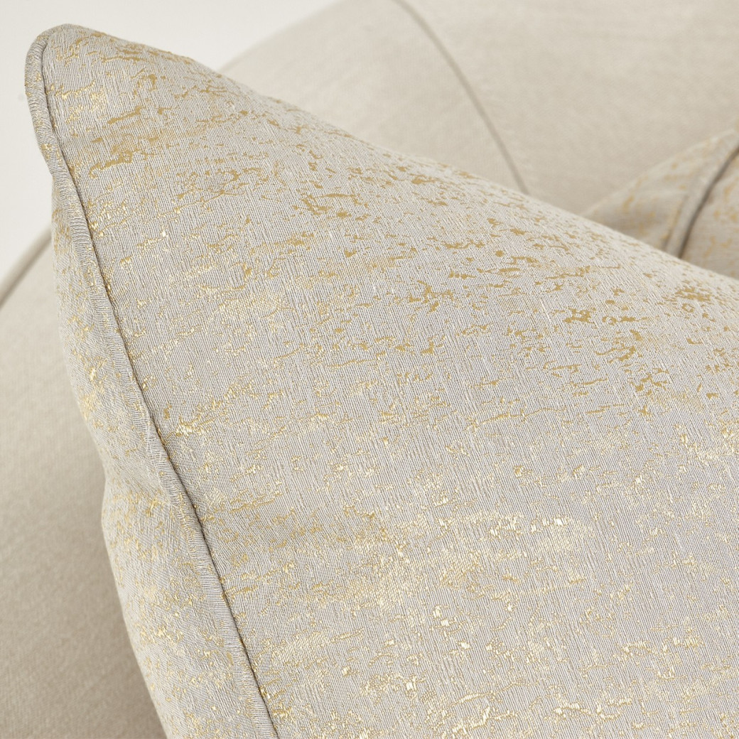 La Rachelle Sofa ICICLE Md Champagne By Michael Amini.9034815-ICICL-136