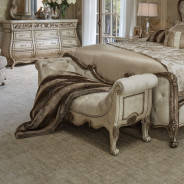 Bed Bench Platine De Royale Collection By Michael Amini