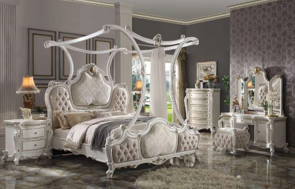28207EK Canopy Bed Vintage Style Picardy Collection by Acme Furniture