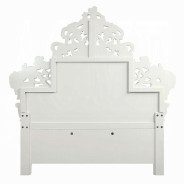 BD 00671 Lavish Classic Beige PU & Antique White Finish Bedroom Vanaheim Collection  By Acme Furniture