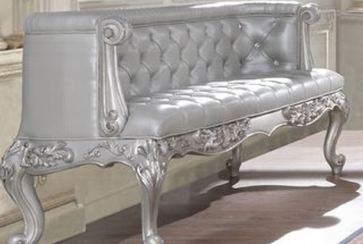 BD 00688 Lavish Classic Valkyrie Bench By Acme Furniture
