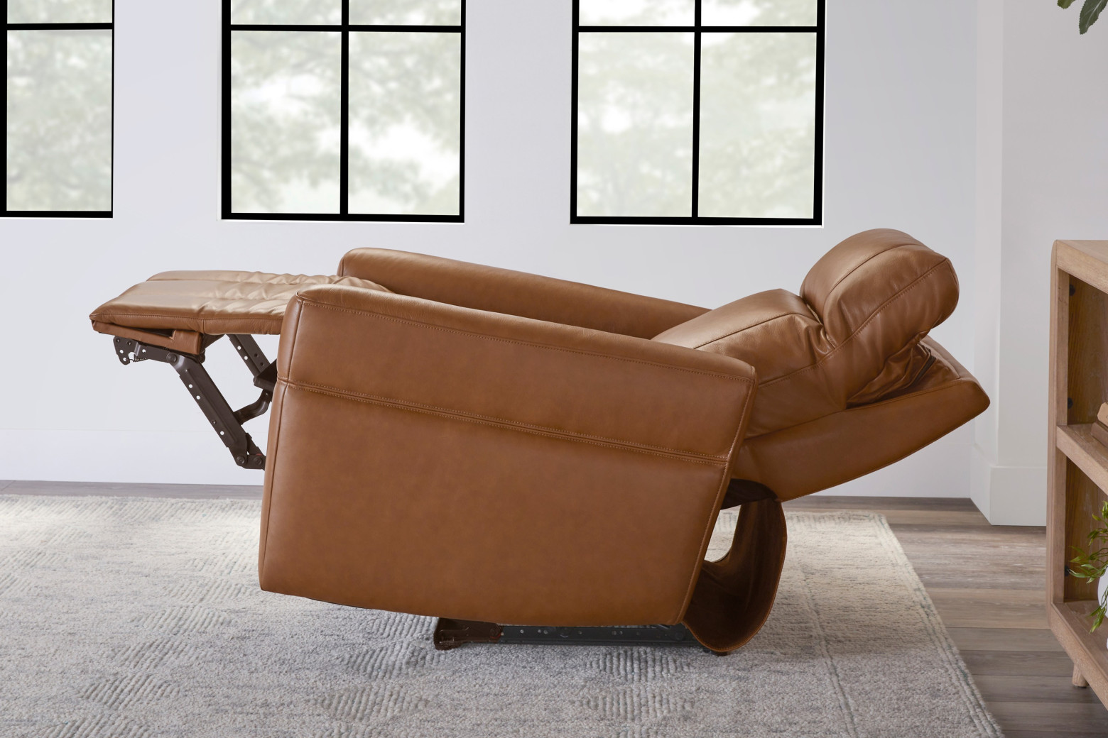 Bradford-Steamboat Ecru Power Zero Gravity Recliner By Parker-House Furniture