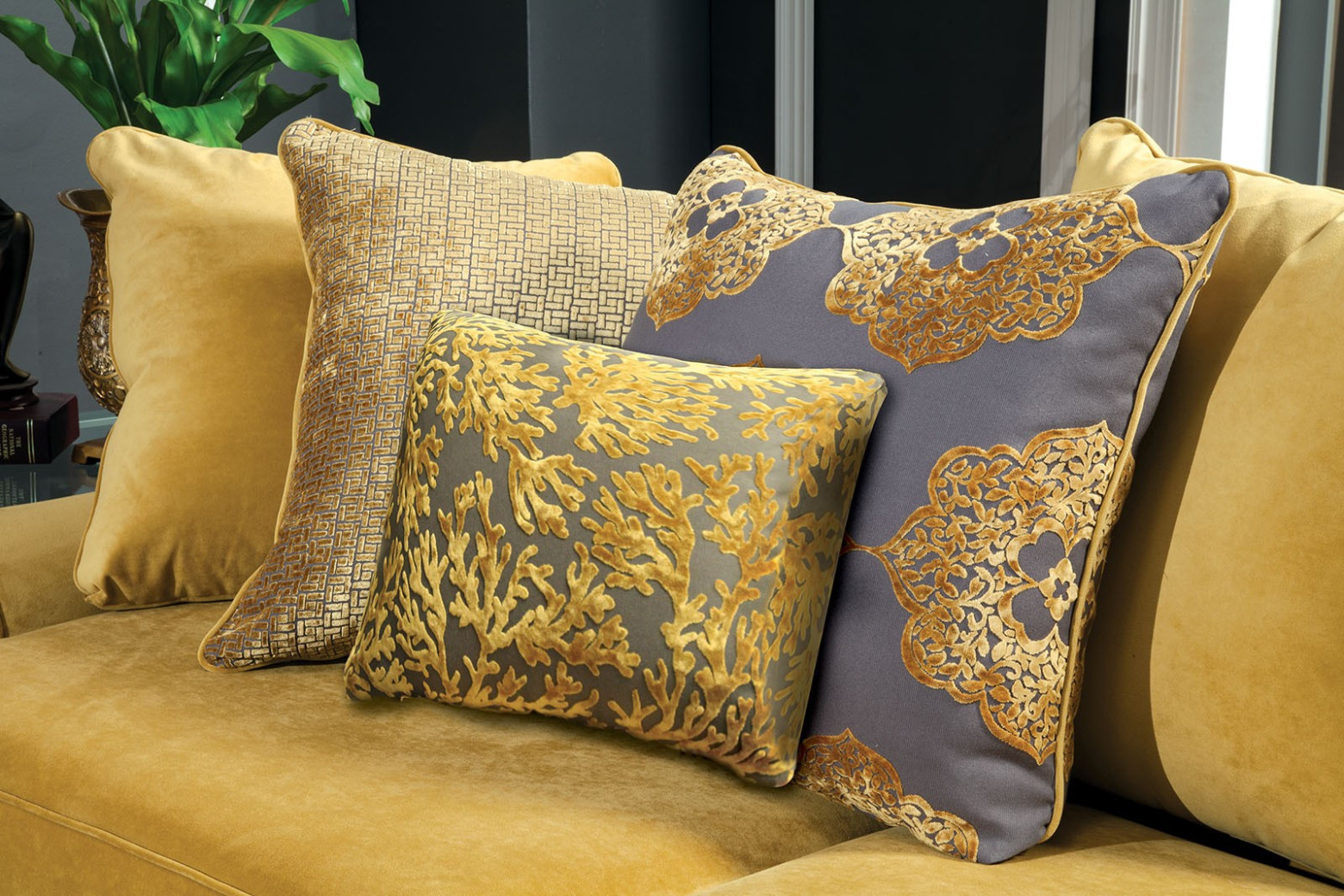 SM2201 Transitional Style Sofa & Loveseat Gold Chenille Sisseton Collection By Furniture of America
