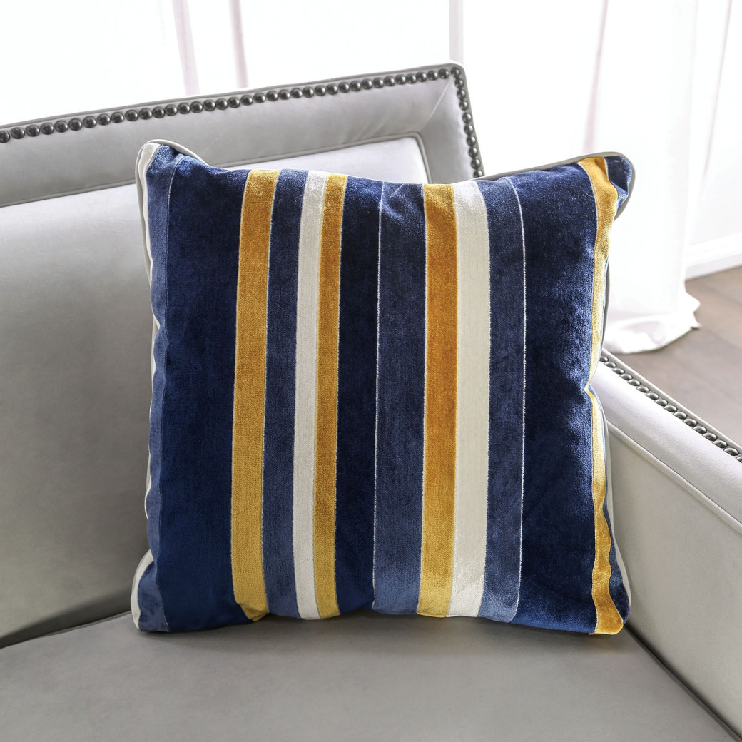 SM2270 Transitional Style Sofa & Loveseat Light Gray/Navy Velvet Montecito Collection By Furniture of America