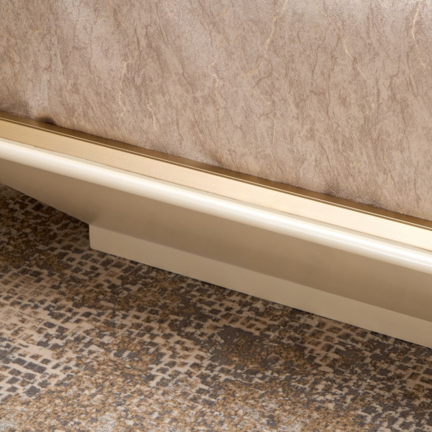 Eastern King Fan Bed Gold Leaf Finish Fantosini gold Collection By Michael Amini 9091000EK3-836