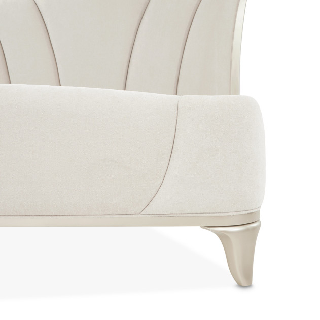 Queen Upholstered Bed (3pc) Creamy Pearl Finish La Marisia Collection By Micahel Amini  9089000QN3-112