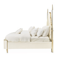 Queen Poster Bed Chardonnay Finish malibu crest finish By Michael Amini N9007100QN4PT-822