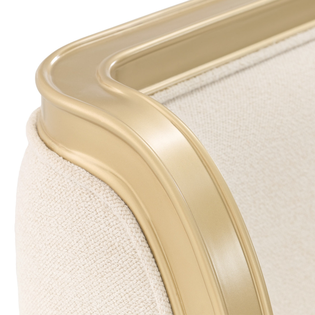 Queen Bed Light Champagne Finish Scotts square Collection by Michael Amini 9097000QN3-124