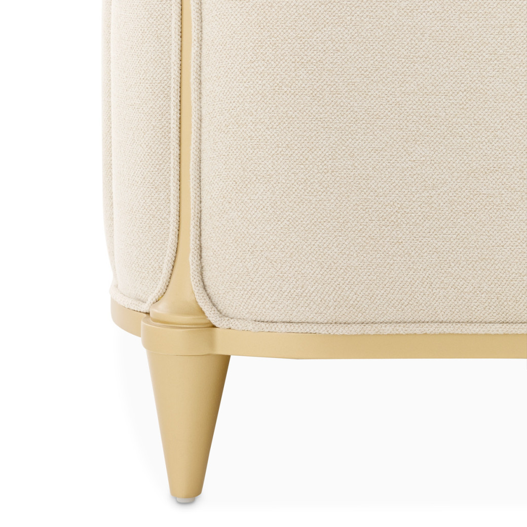 Queen Bed Light Champagne Finish Scotts square Collection by Michael Amini 9097000QN3-124