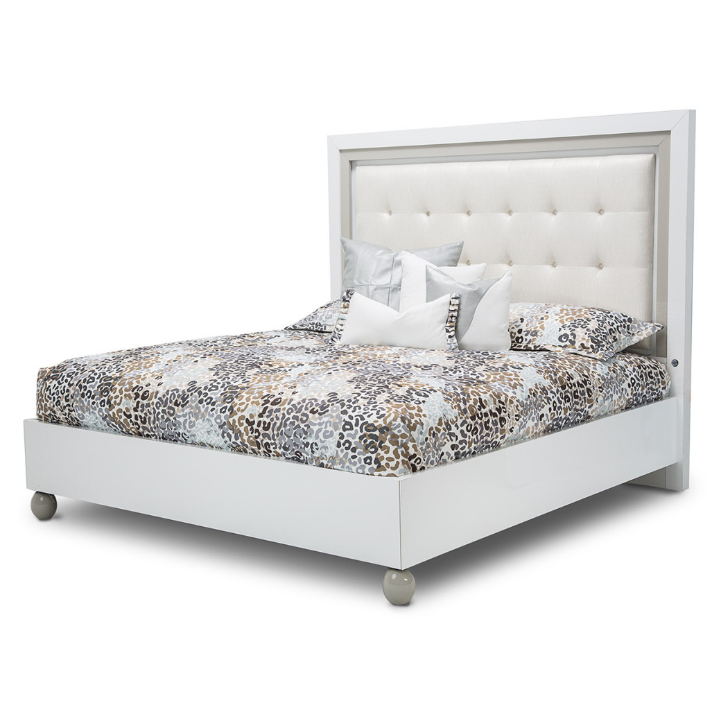 Queen Bed Cloud White Finish Sky Tower Collection by Michael Amini N9025600QN-108