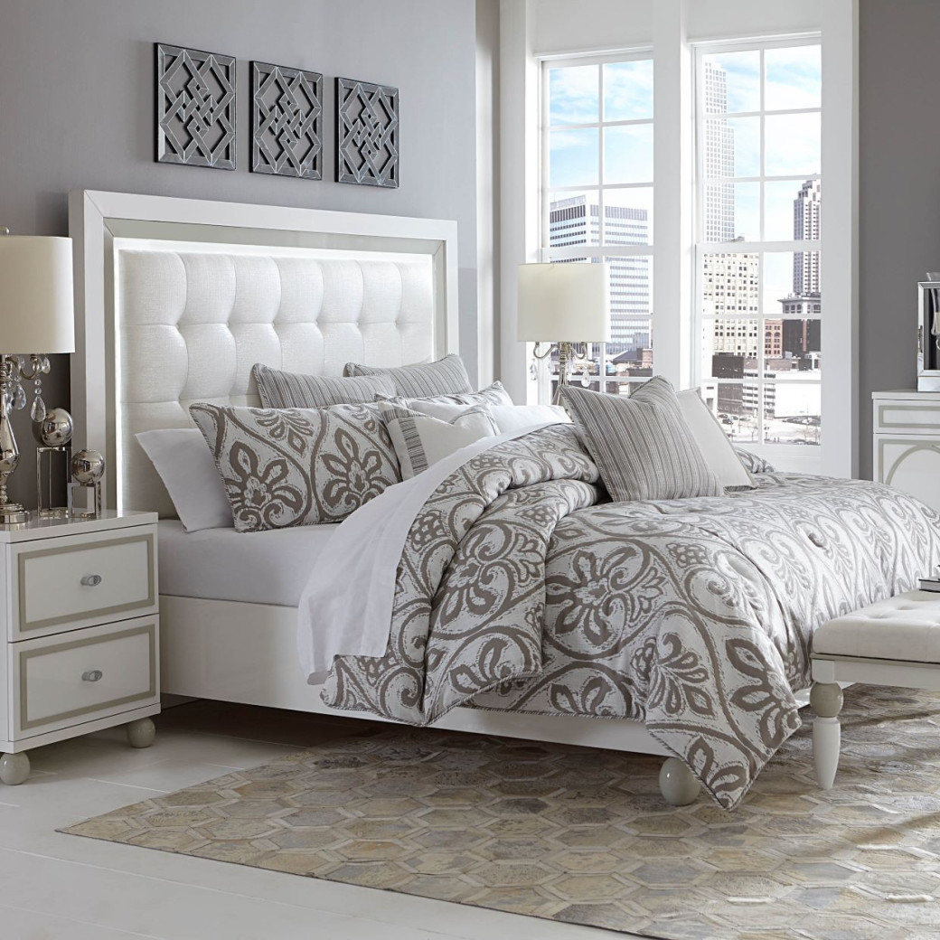 Queen Bed Cloud White Finish Sky Tower Collection by Michael Amini N9025600QN-108