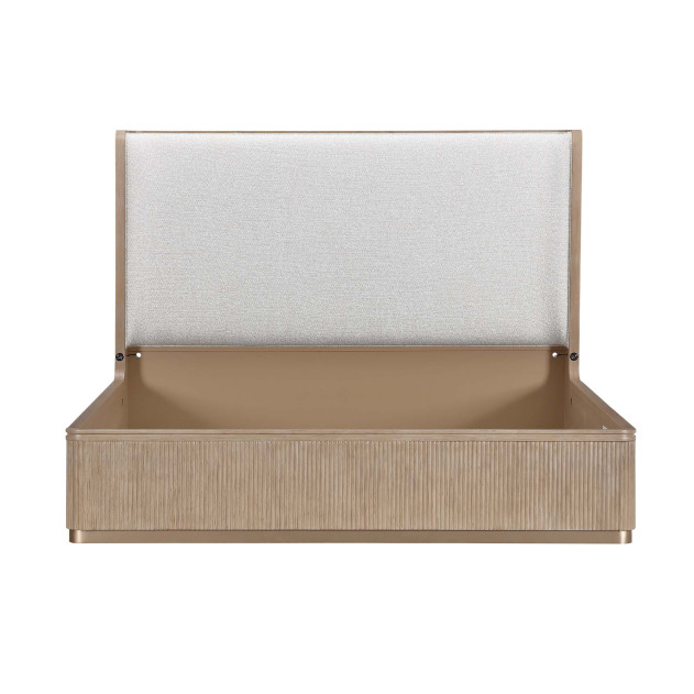 Queen Bed West Kensington - caramel Collection By Michael Amini 9096012QN3-147