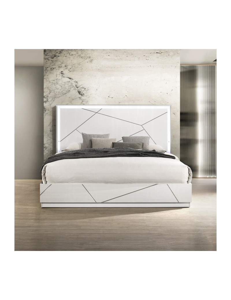 BD05882Q 5Pc Queen Bedroom Set White & Silver High Gloss Transitional Style Esther Collection By Acme Furniture