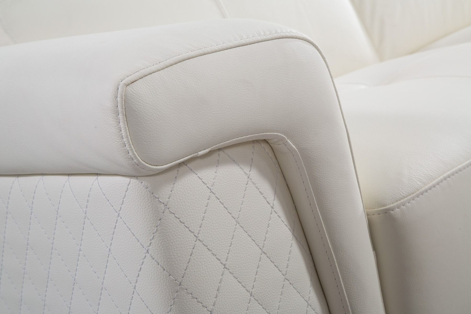 EK-L095 White Italian Leather 5-piece Sectional Contemporary Style by American Eagle Furniture