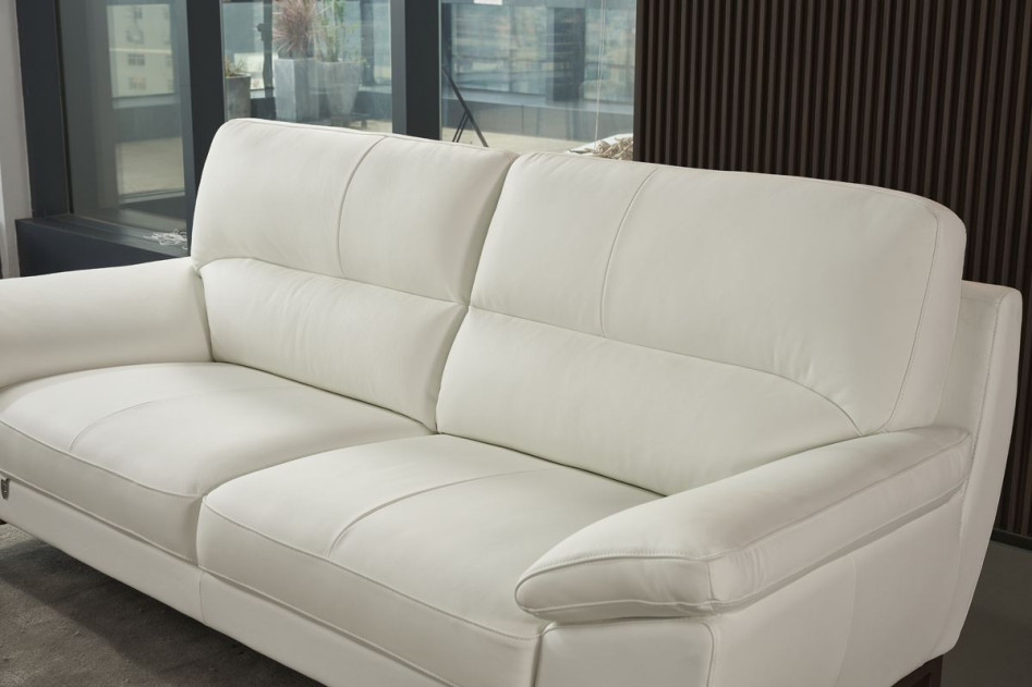 EK080 White Italian Leather Sofa & Loveseat Contemporary Style by American Eagle Furniture