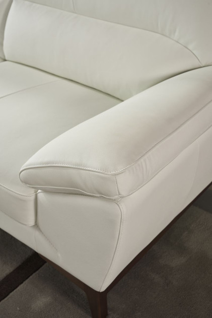 EK080 White Italian Leather Sofa & Loveseat Contemporary Style by American Eagle Furniture