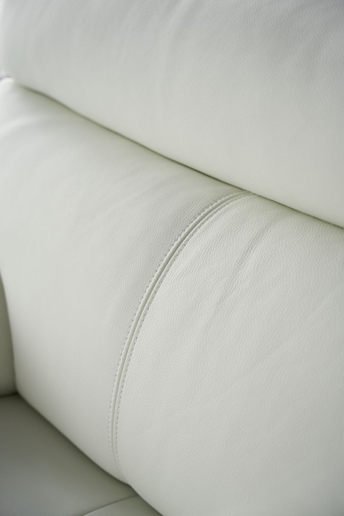 EK078 White Italian Leather Sofa & Loveseat Contemporary Style by American Eagle Furniture