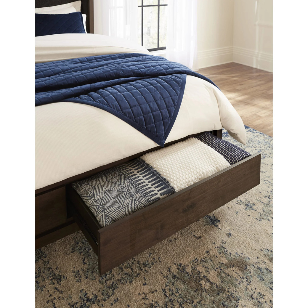 5-Piece Queen Bedroom Set – Boracay Collection Mid-Century Modern Style in Wild Oats Brown