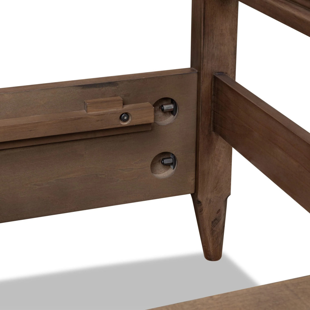 5PC Eking Bedroom Set Farmhouse Style – Carlisle Collection by Modus Furniture