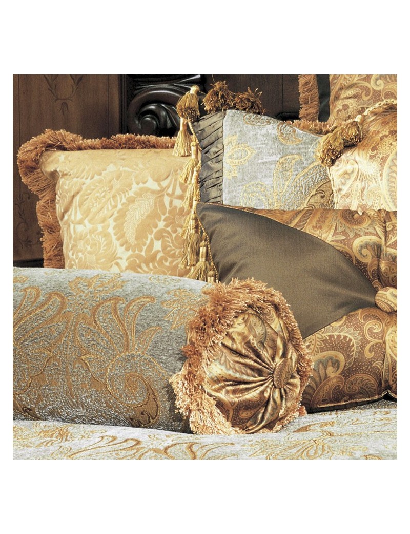 Distinctive Bedding Designs Elizabeth Comforter Set By Michael Amini